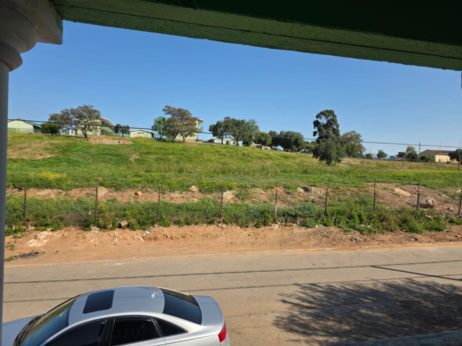 5 Bedroom Property for Sale in Bridgeton Western Cape